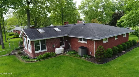 Exterior - 113 Willow Run Dr, Ottawa, OH 45875 photo 1 of 9