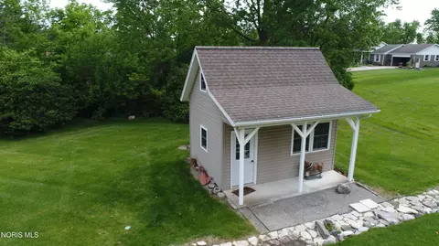Exterior - 113 Willow Run Dr, Ottawa, OH 45875 photo 8 of 9