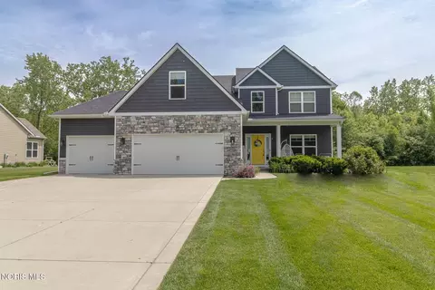 28970 Simmons Rd, Perrysburg, OH 43551