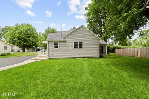 Exterior - 227 W Main St, Wayne, OH 43466 photo 11 of 12