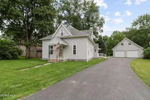 Exterior - 227 W Main St, Wayne, OH 43466 photo 3 of 12