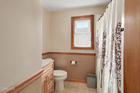 Bath - 227 W Main St, Wayne, OH 43466 photo 1 of 1