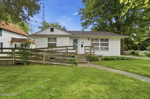 116 Frazee Ave, Bowling Green, OH 43402