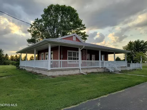 3310 County Rd S, Metamora, OH 43540