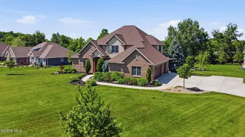 9894 Smokies Way, Findlay, OH 45840