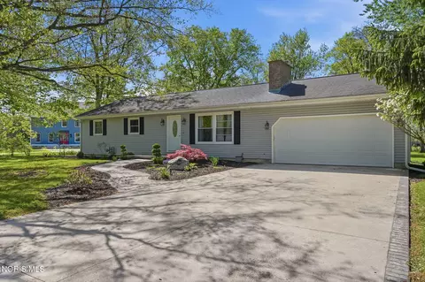 16191 Sherwood Rd, Findlay, OH 45840