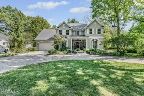 29036 E River Rd, Perrysburg, OH 43551