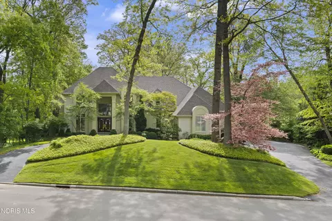 4538 Northbrook Rd, Toledo, OH 43623
