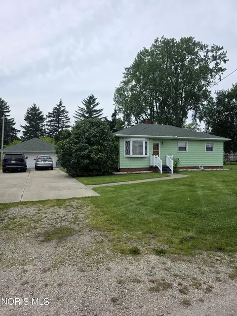 Exterior - 245 Enos Dr, Oregon, OH 43616 photo 1 of 4