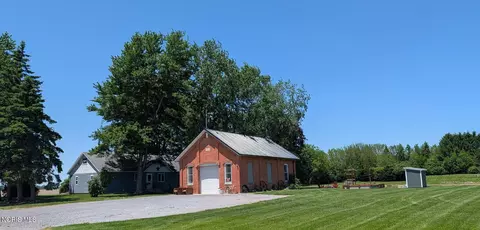 7945 Jericho Rd, Hicksville, OH 43526