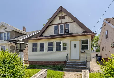 450 2nd St, Toledo, OH 43605