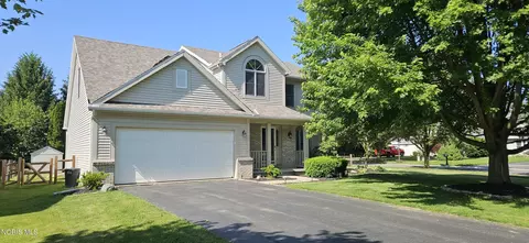 6840 Wexford Hill Ln, Holland, OH 43528