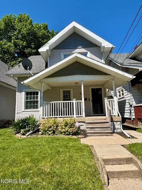 528 Carlton St, Toledo, OH 43609