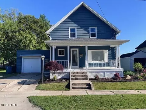 108 W Saint Clair St, Swanton, OH 43558