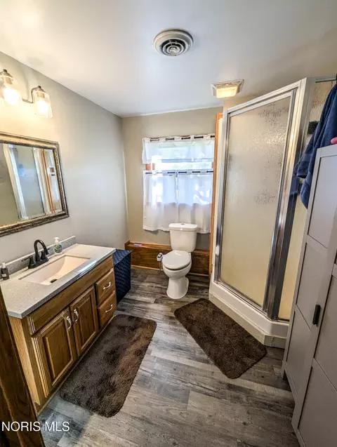Bath - 5681 W Tiffin St, Bascom, OH 44809 photo 2 of 2