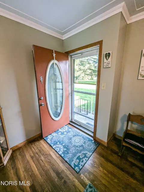 Entry Way - 5681 W Tiffin St, Bascom, OH 44809 photo 2 of 2