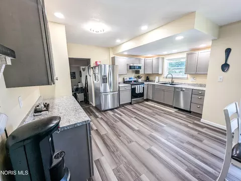 Kitchen - 5681 W Tiffin St, Bascom, OH 44809 photo 1 of 4