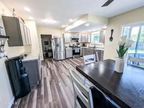 Kitchen - 5681 W Tiffin St, Bascom, OH 44809 photo 2 of 4