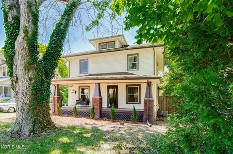 813 College Ave, Lima, OH 45805