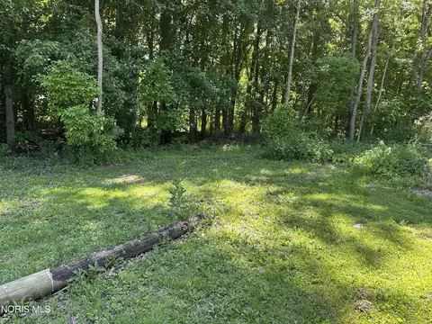 129 Sunset Blvd, Montpelier, OH 43543