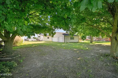 Exterior - 224 Kennedy Dr, Lyons, OH 43533 photo 2 of 2