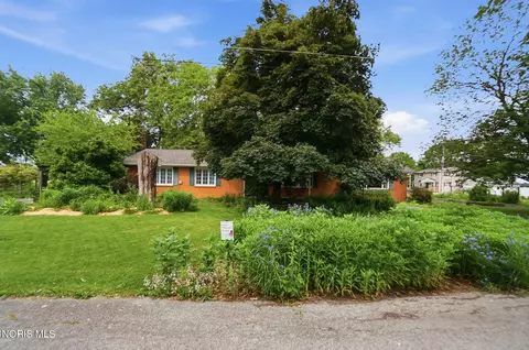 214 Sunset Dr, Arlington, OH 45814