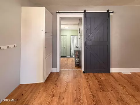 Entry Way - 413 N Adrian St, Lyons, OH 43533 photo 1 of 3