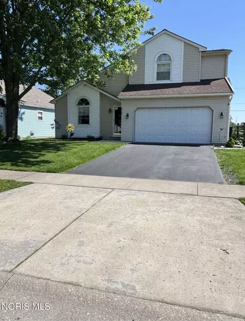 6105 Willowvale Dr, Toledo, OH 43615