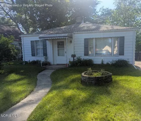 5121 Adella St, Toledo, OH 43613