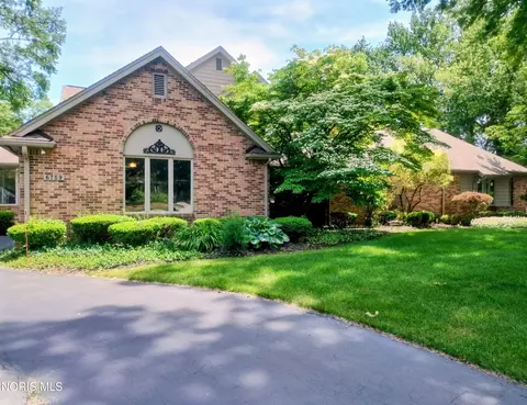6759 Carrie Pine Ln, Toledo, OH 43617
