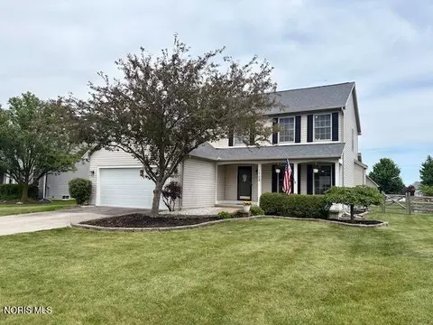 1728 Horseshoe Bend Dr, Perrysburg, OH 43551