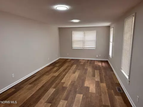 Living - 509 E Mulberry St, Bryan, OH 43506 photo 2 of 2
