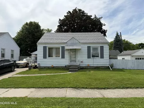 4429 Packard Rd, Toledo, OH 43612