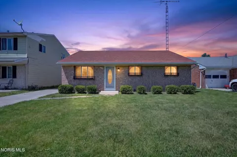 2117 Keen Ave, Toledo, OH 43611
