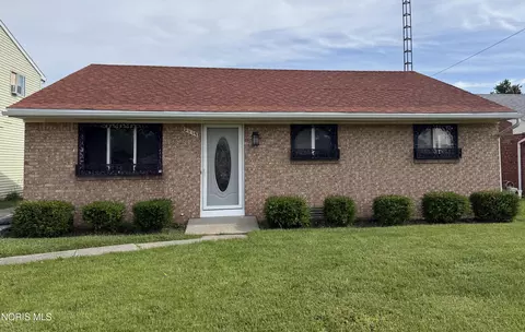 2117 Keen Ave, Toledo, OH 43611
