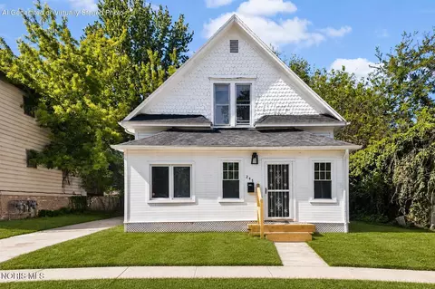 245 E Delaware Ave, Toledo, OH 43608