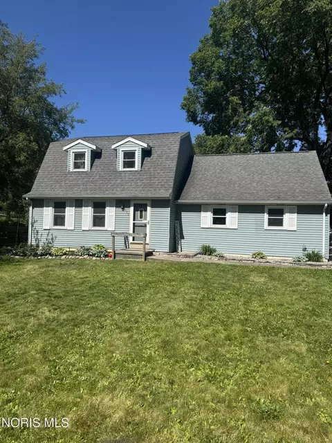 555 Wood St, Wauseon, OH 43567