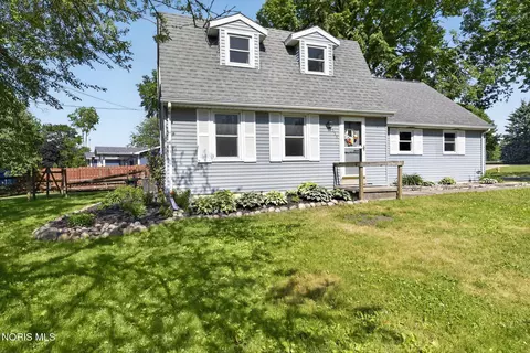 555 Wood St, Wauseon, OH 43567
