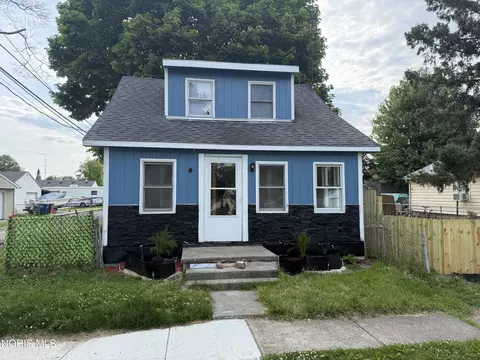 5831 316th St, Toledo, OH 43611
