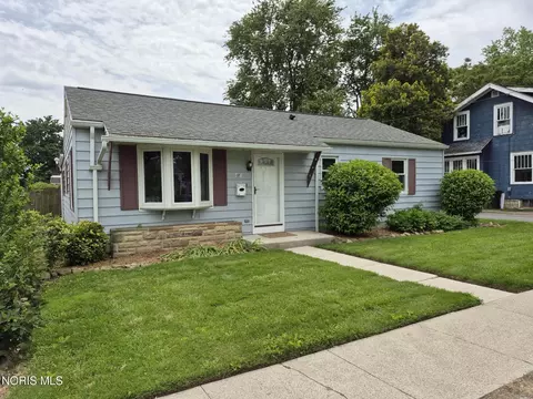 317 Garfield Ave, Findlay, OH 45840