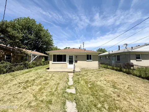 1205 Liberty St, Toledo, OH 43605
