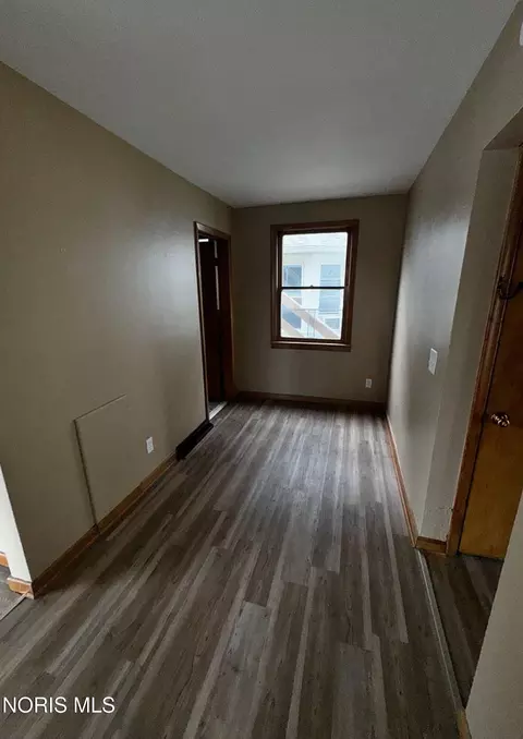 818 Phillips Ave, Toledo, OH 43612