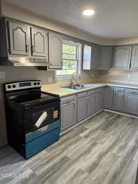 Kitchen - 416 Railway Ave, Holgate, OH 43527 photo 2 of 2
