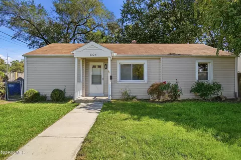 1326 Montain Rd, Toledo, OH 43615
