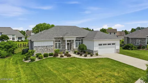 6128 Benjamin Ct, Sylvania, OH 43560