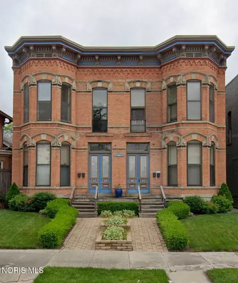 931 N Superior St, Toledo, OH 43604