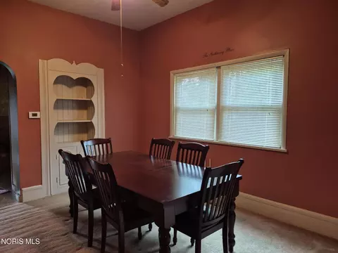 Dining - 853 Beech Ave, Findlay, OH 45840 photo 1 of 1