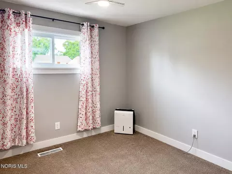 Bedroom - 1913 Burch Ave, Lima, OH 45801 photo 1 of 3