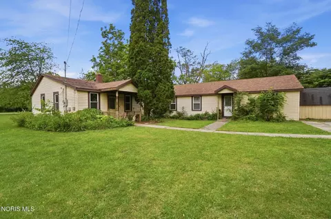 20 Quarry Ln, Luckey, OH 43443
