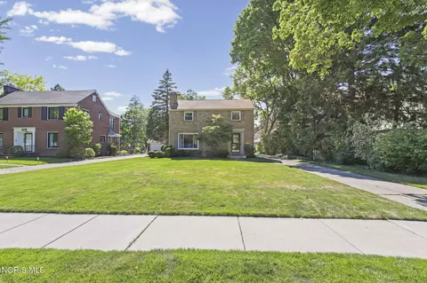 3814 Beechway Blvd, Toledo, OH 43614